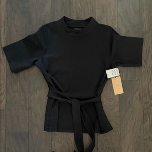 Halogen Black Short Sleeve Top with Belt